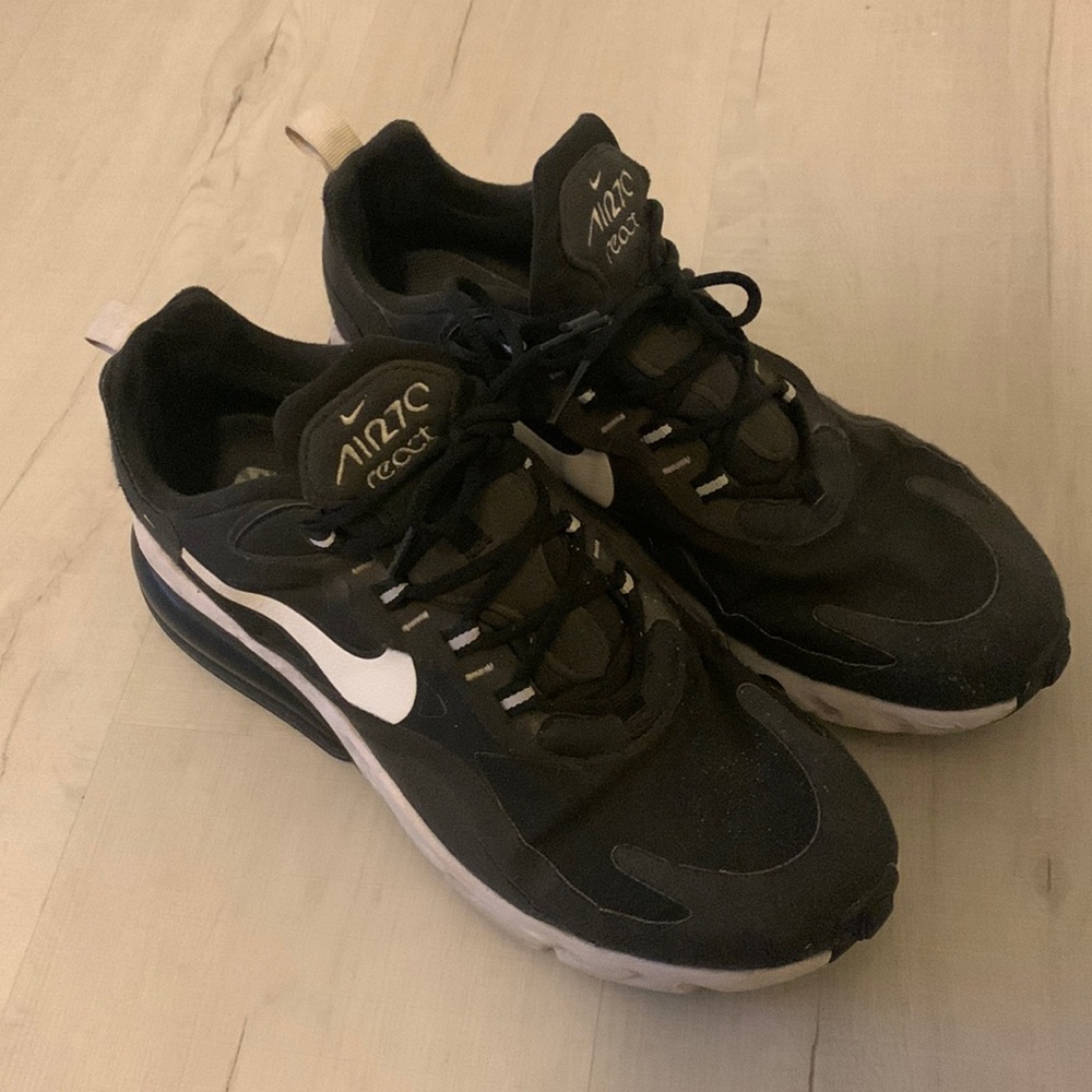 Air Max 270 React